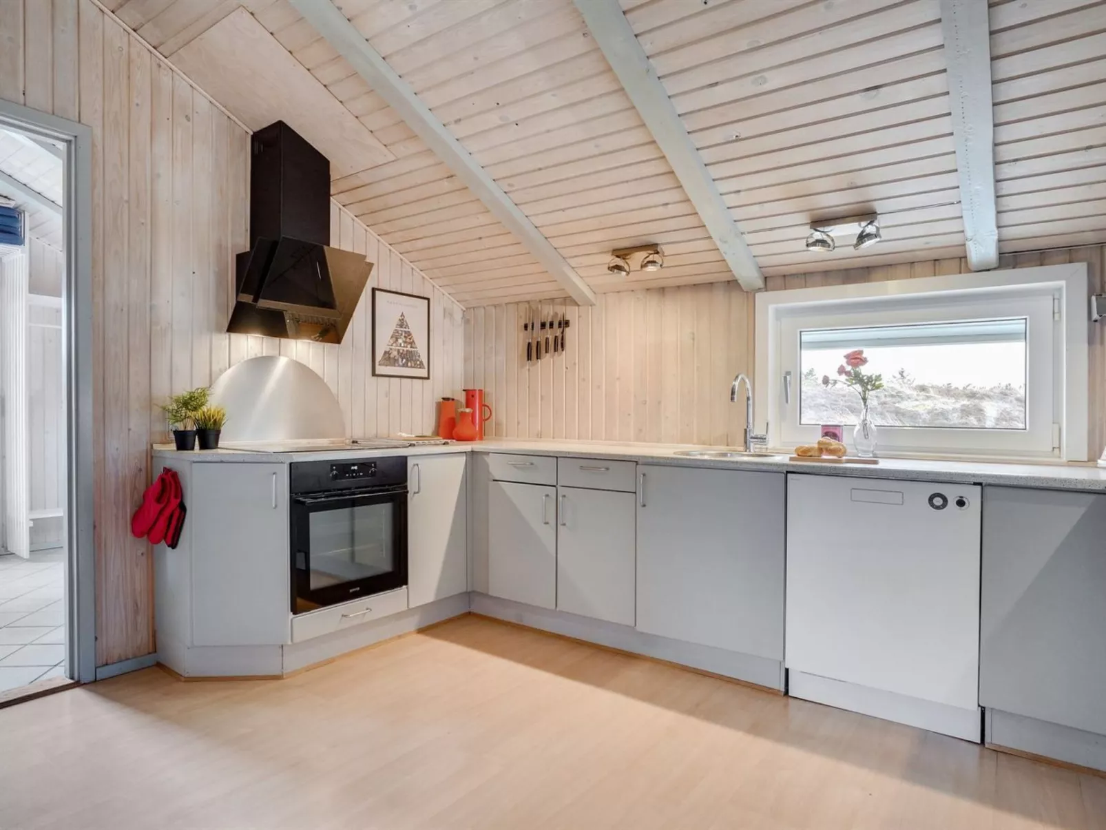 "Tennie" - 300m from the sea-Binnen