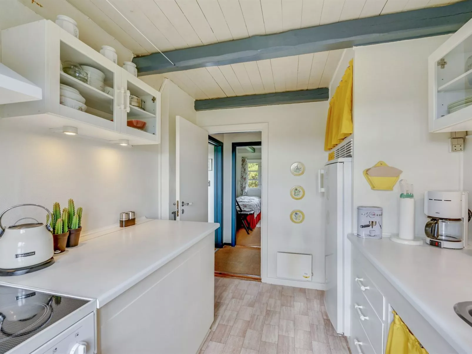 "Annika" -  from the sea-Binnen