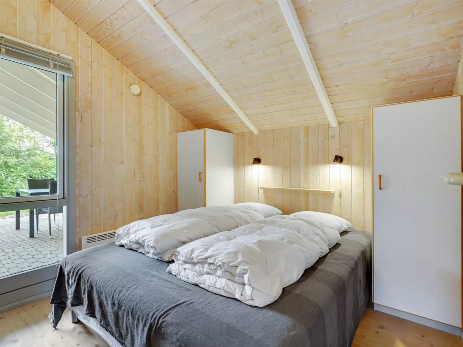 "Danna" - 850m to the fjord-Binnen