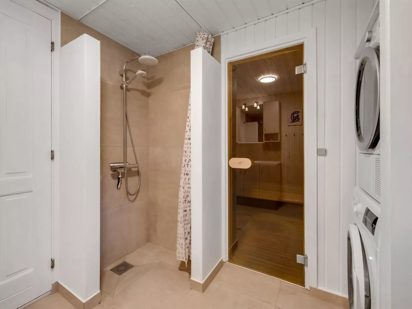 "Patrik" - 1.4km from the sea-Binnen