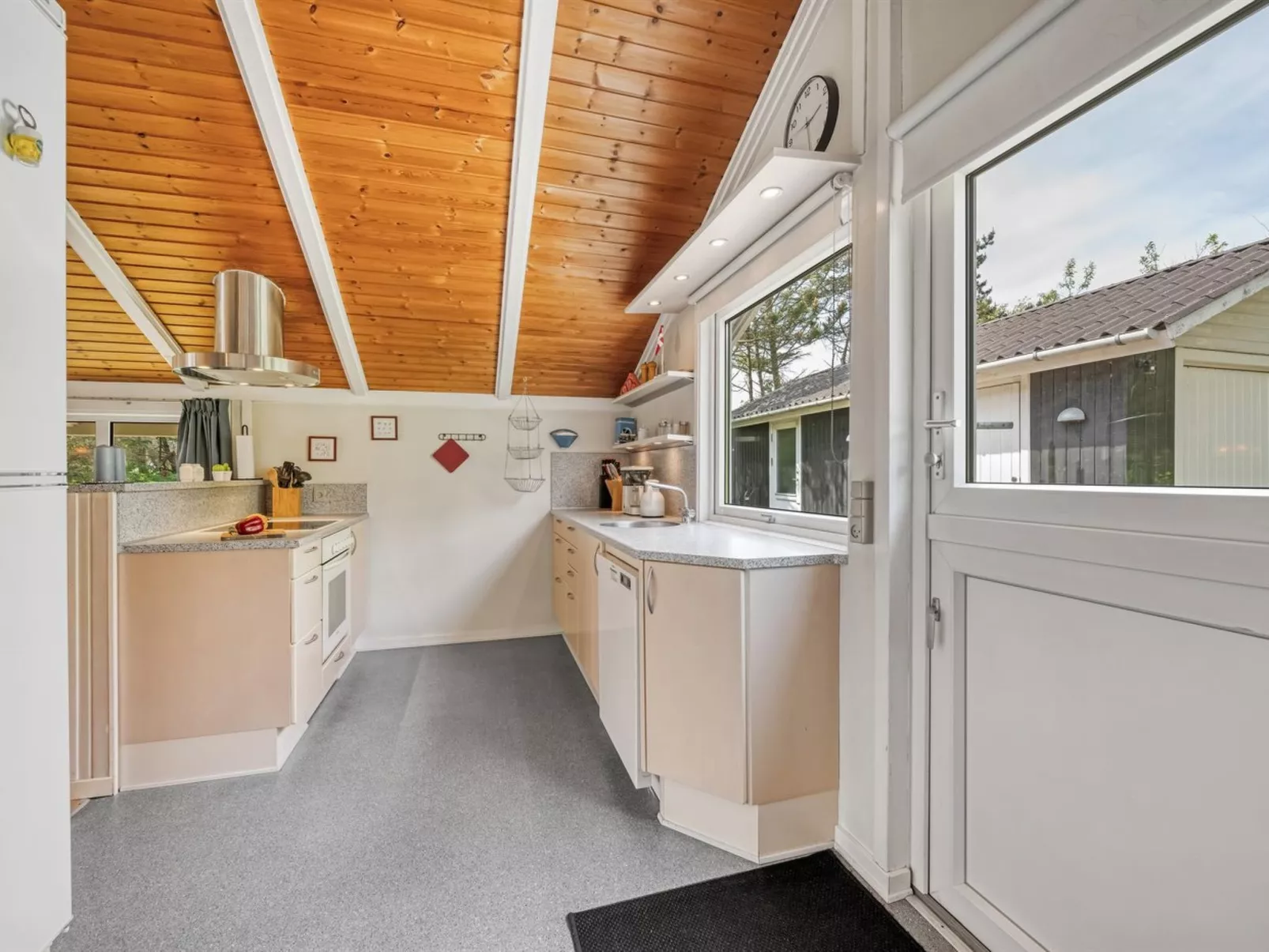 "Penka" - 550m to the fjord-Binnen