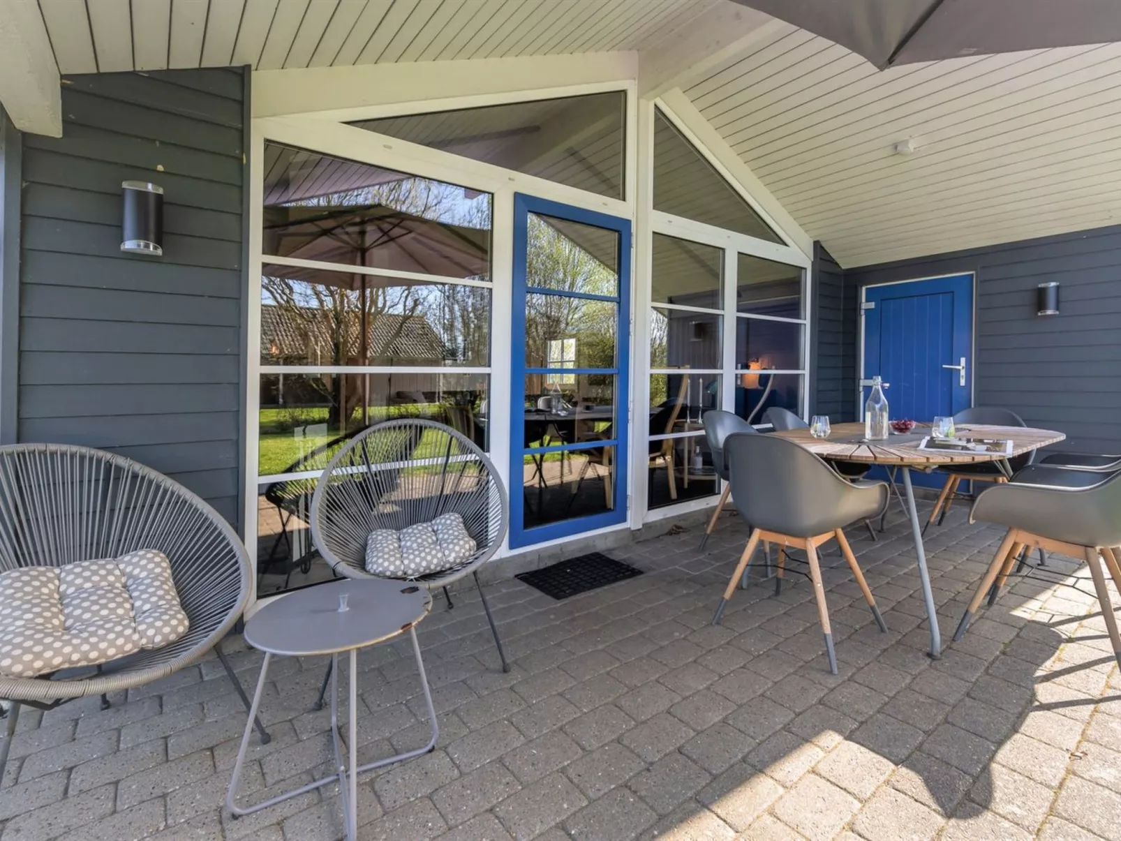 "Martina" - 560m to the fjord-Buiten