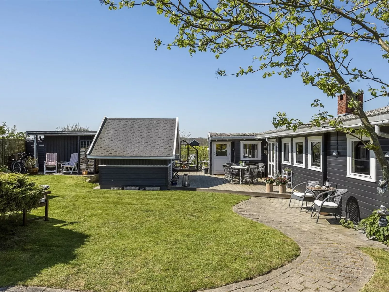 "Ylvie" - 150m from the sea-Buiten