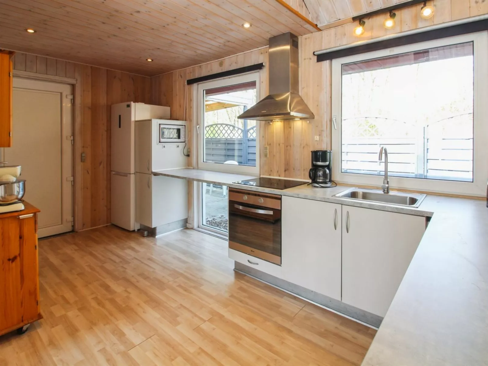 "Edy" - 25km from the sea-Binnen