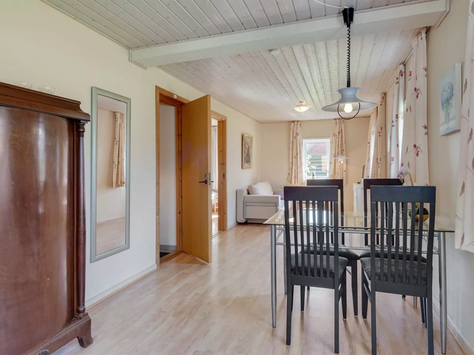 "Dvonta" - 170m from the sea-Binnen