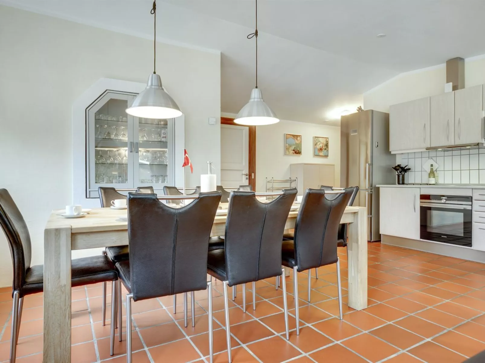 "Lenni" - 700m from the sea-Binnen