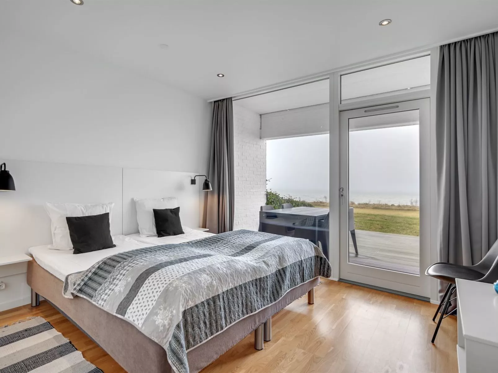 "Monia" - 20m from the sea-Binnen