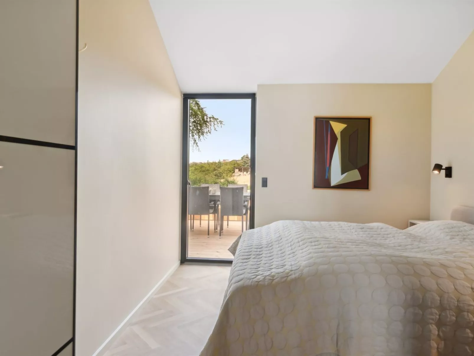 "Edina" - 350m from the sea-Binnen