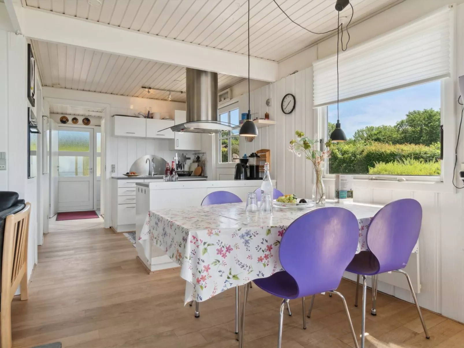 "Eliene" - 400m from the sea-Binnen