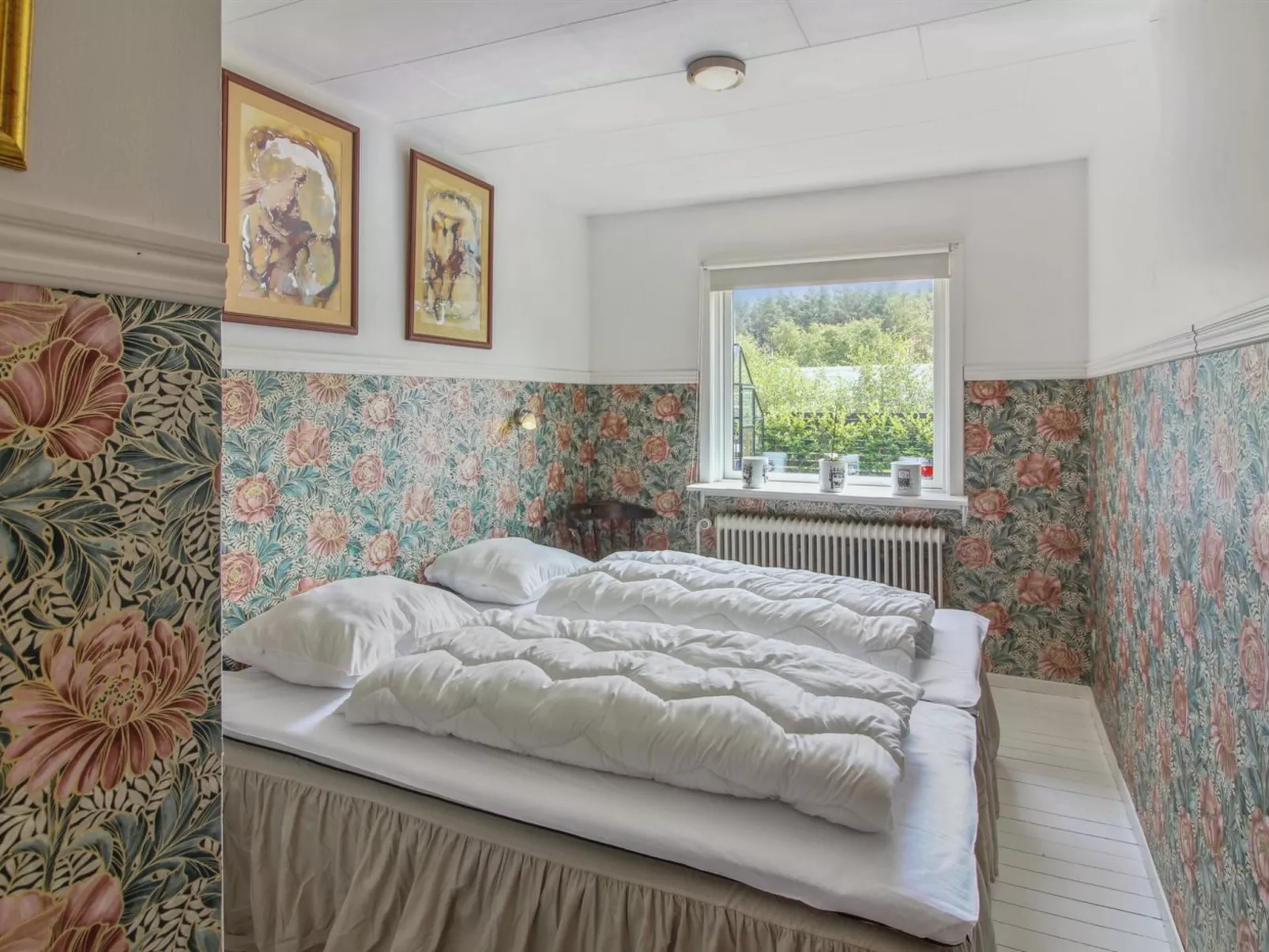 "Ellanor" - 1.4km from the sea-Binnen