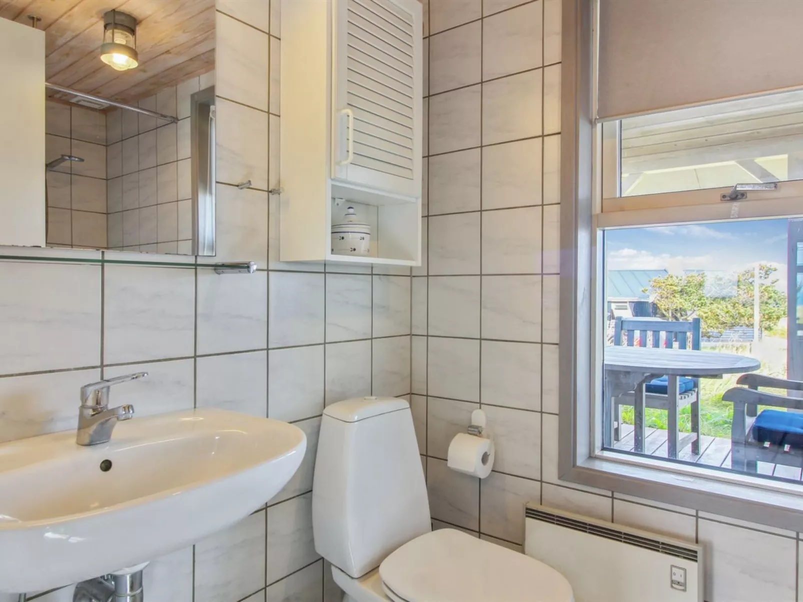 "Dorit" - 100m from the sea-Binnen