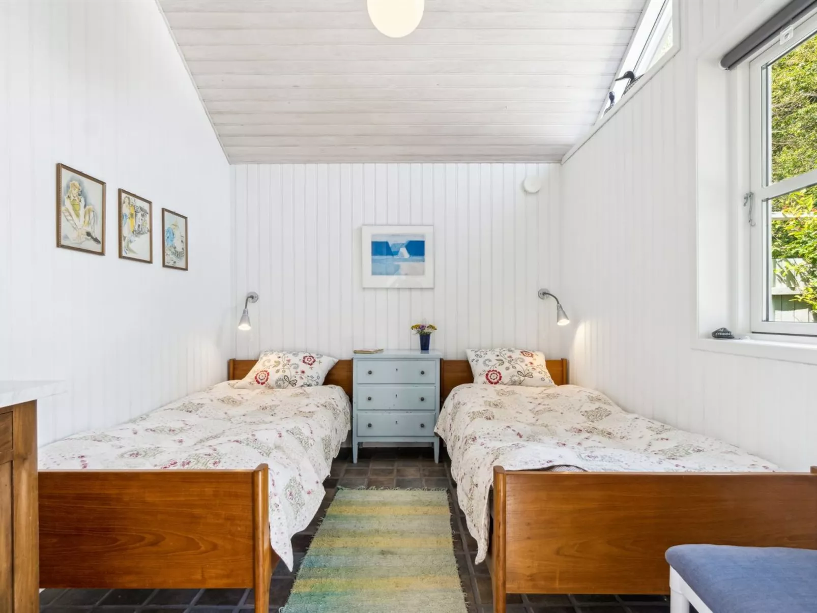 "Snari" - 10m from the sea-Binnen