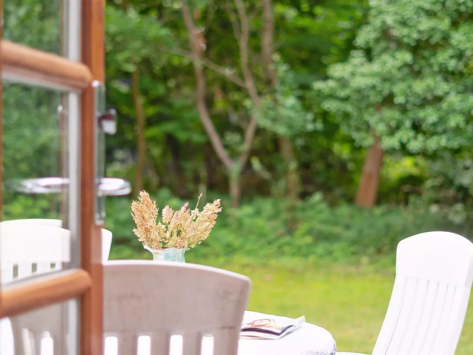 "Rina" - 250m from the sea-Binnen