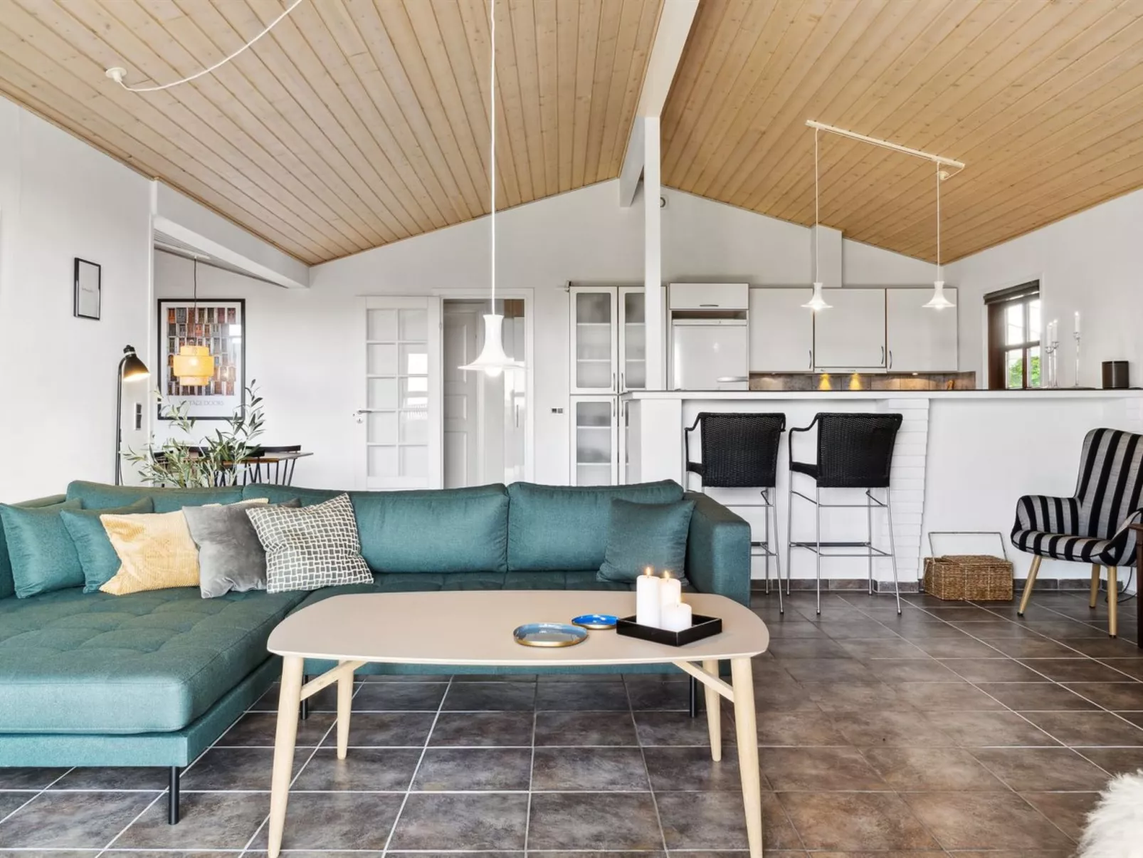 "Kerstin" - 400m from the sea-Binnen