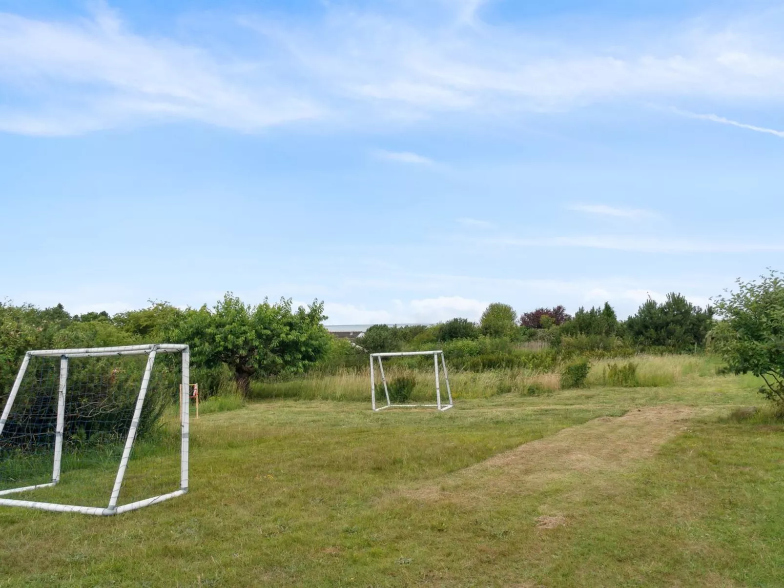 "Aurore" - 1.3km from the sea-Buiten