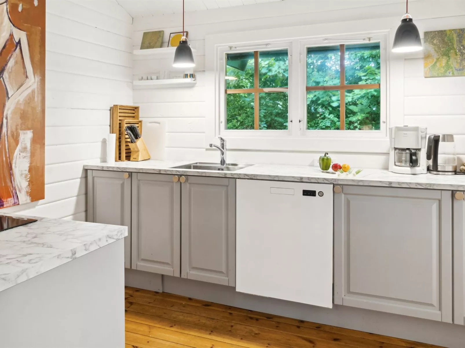 "Neela" - 300m from the sea-Binnen