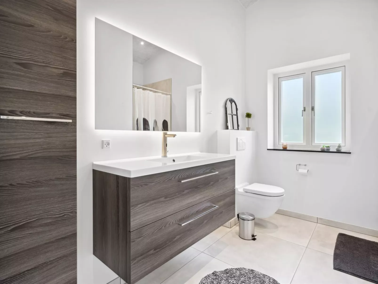 "Landuin" - 30km from the sea-Binnen