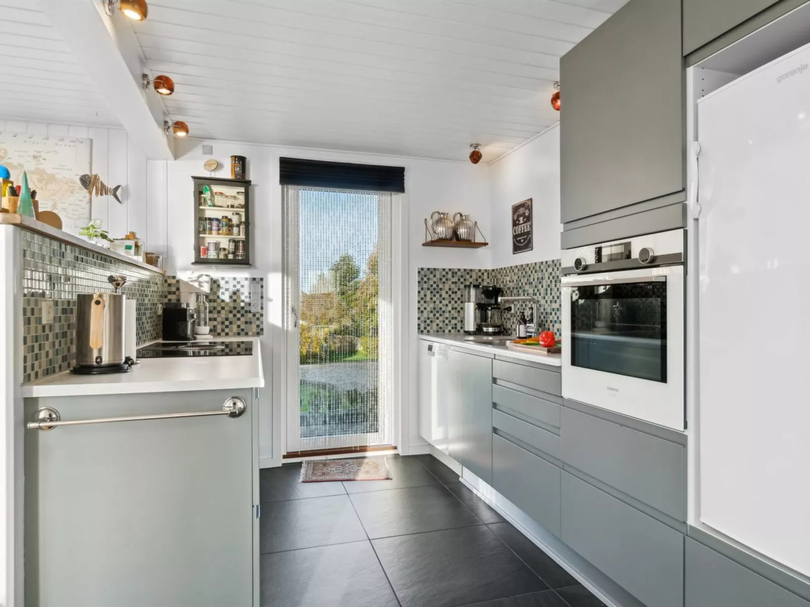 "Annesette" - 300m from the sea-Binnen