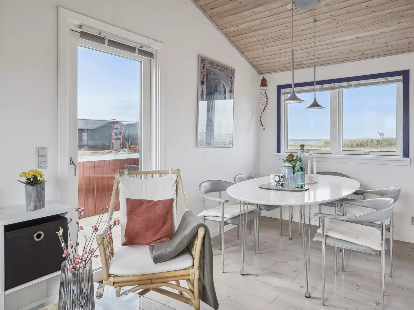 "Nikoletta" - 50m from the sea-Binnen