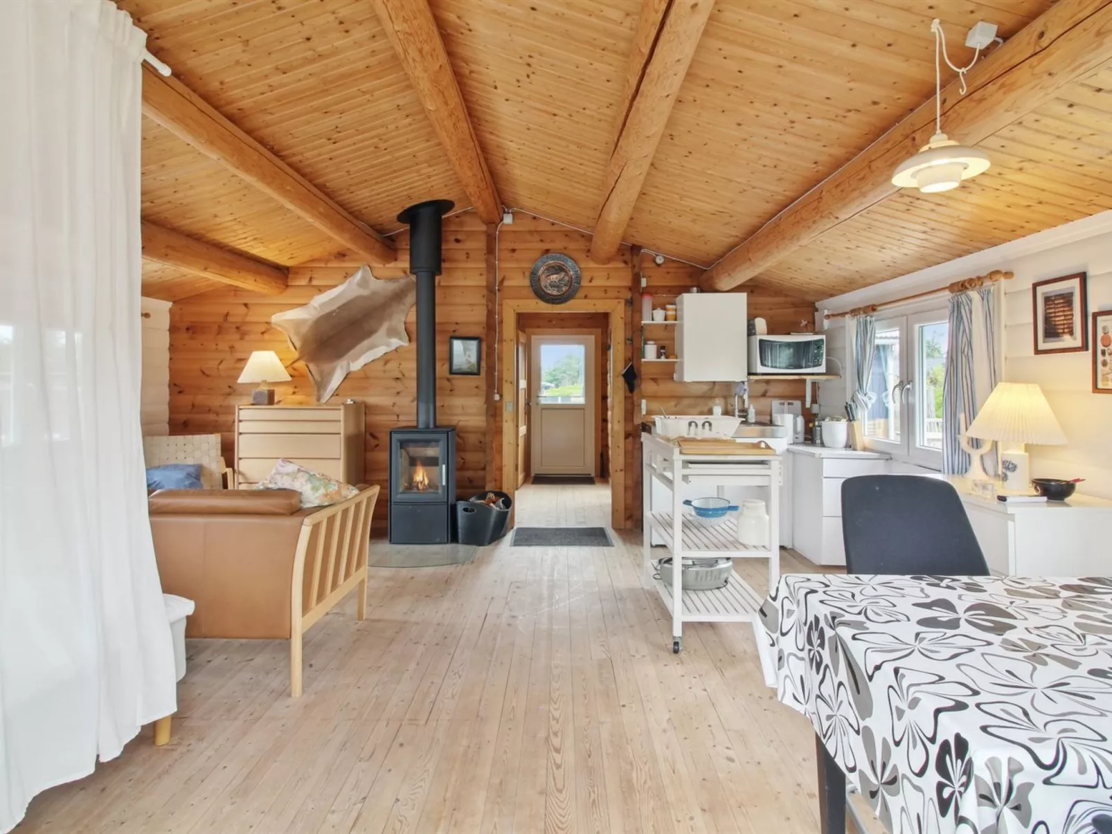 "Sampo" - 400m from the sea-Binnen