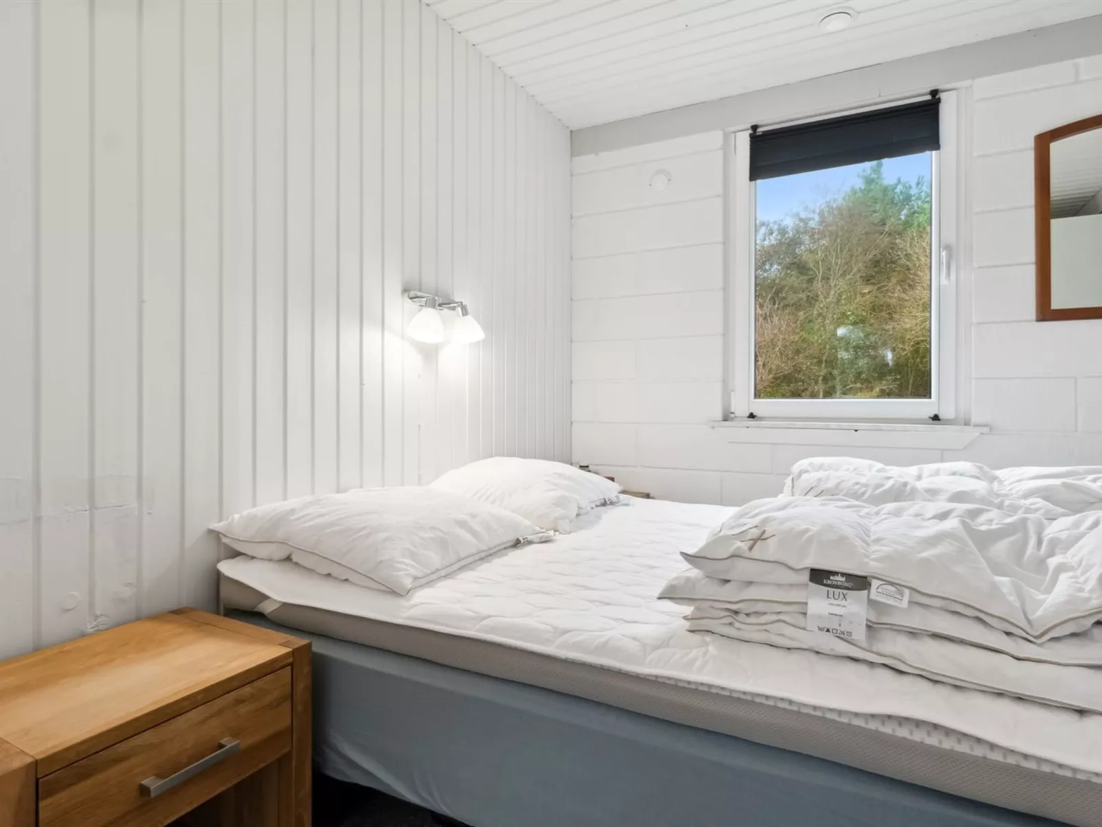 "Pia" - 250m to the fjord-Binnen