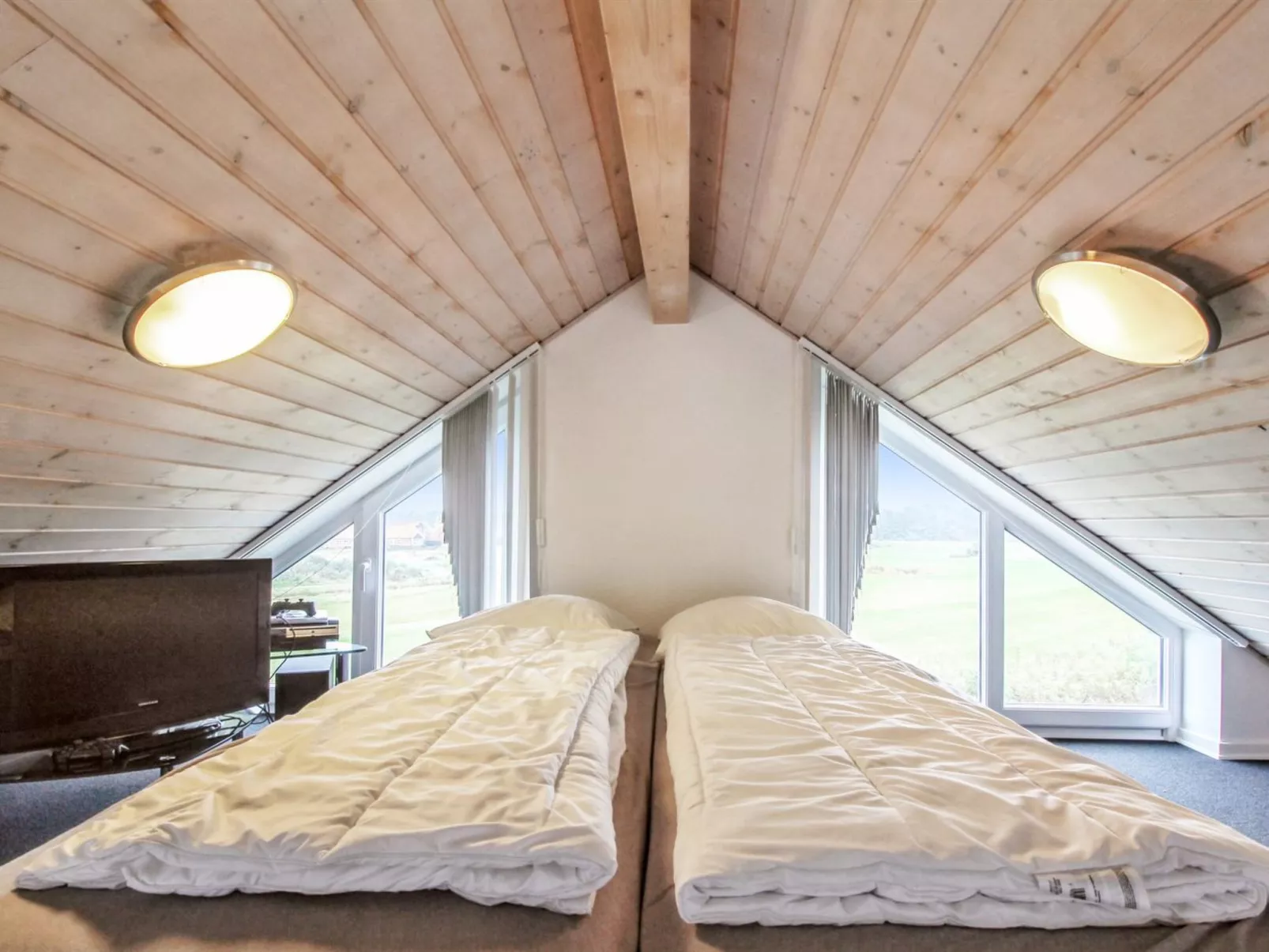 "Thyra" - 700m from the sea-Binnen