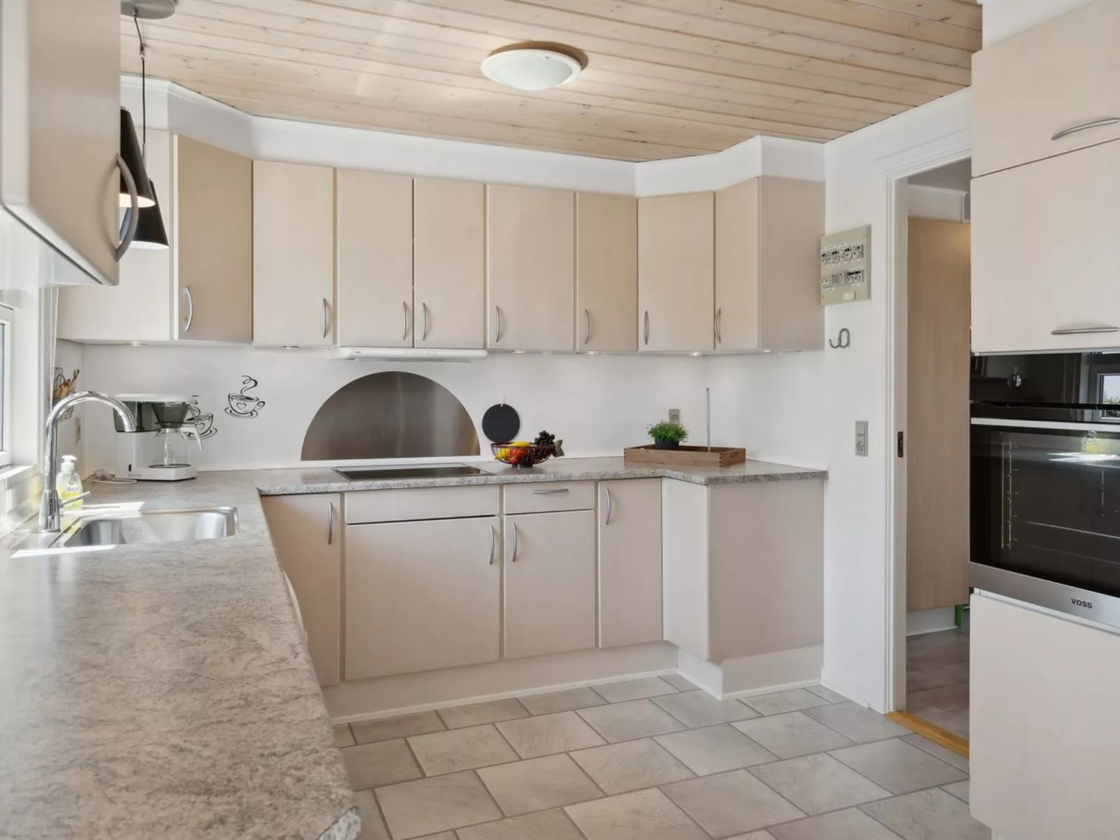 "Anella" - 200m from the sea-Binnen