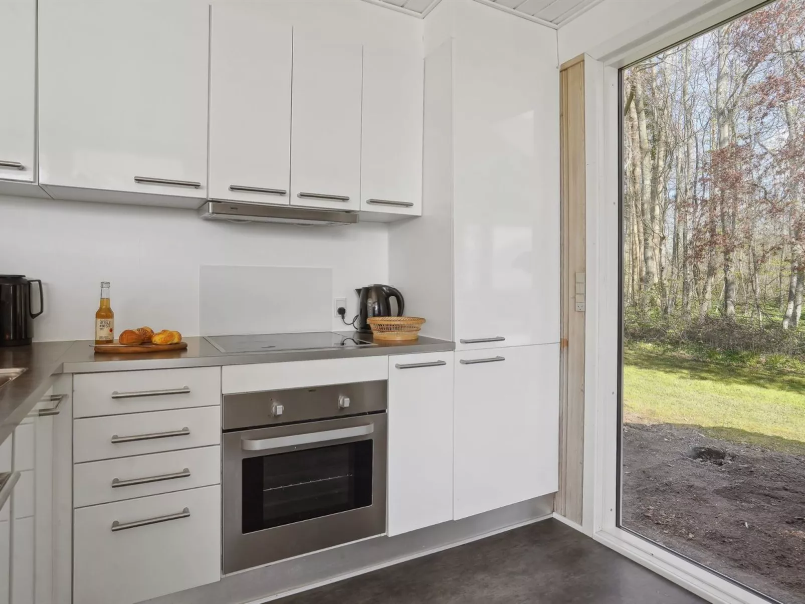 "Arnetta" - 150m from the sea-Binnen