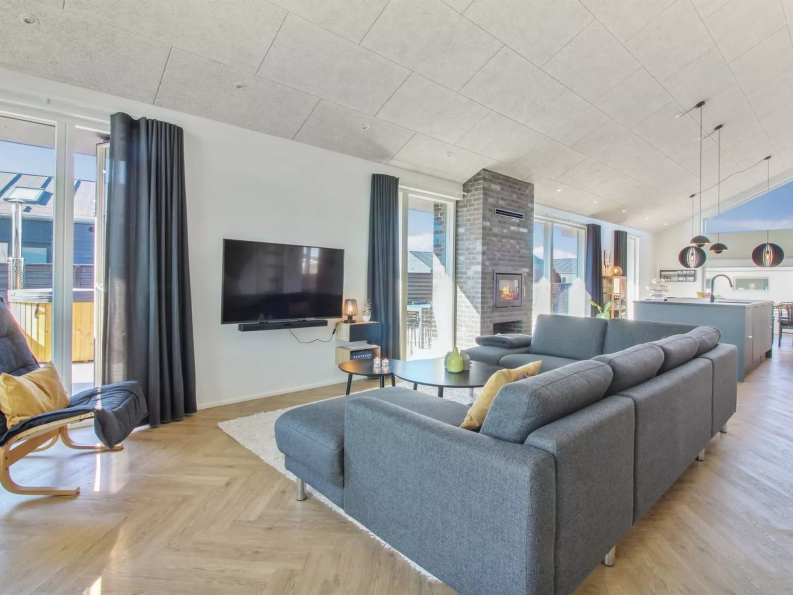 "Esme" - 400m from the sea-Binnen