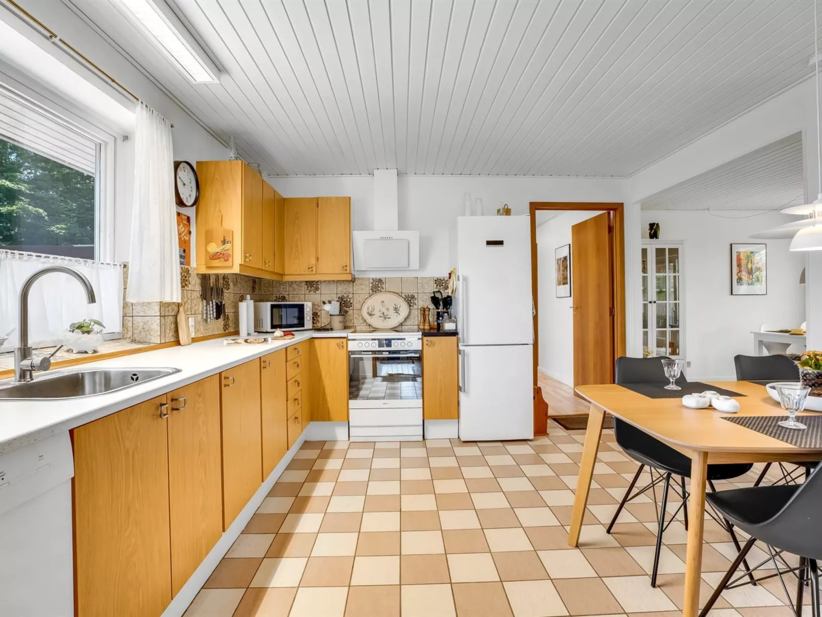 "Maleen" - 150m to the fjord-Binnen