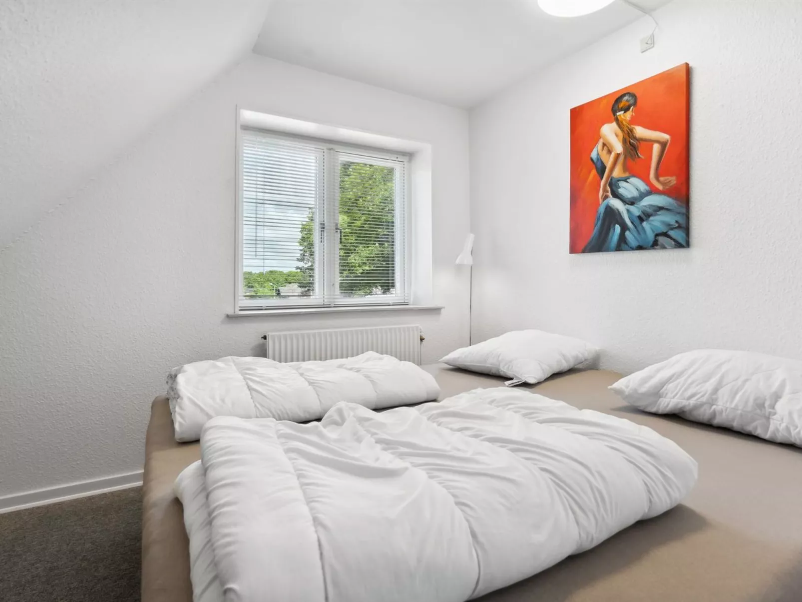 "Essie" - 20km from the sea-Binnen