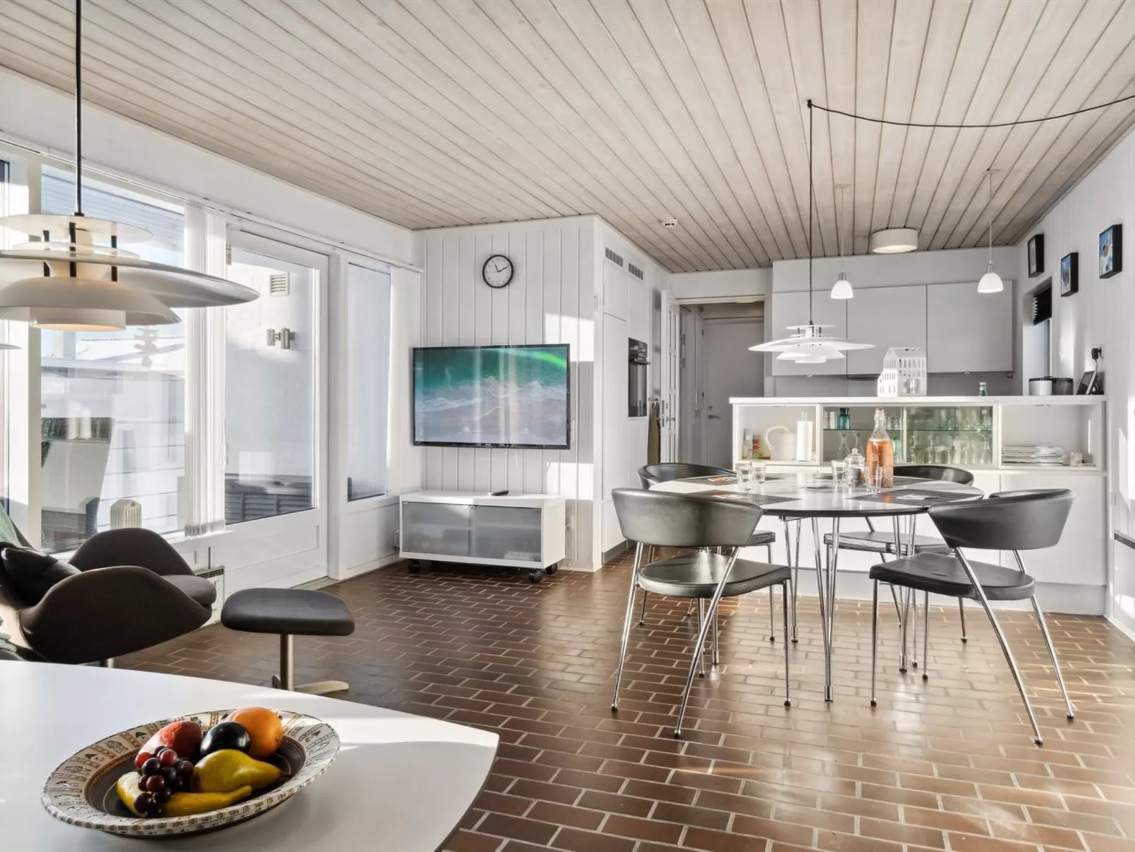 "Leny" - 900m from the sea-Binnen