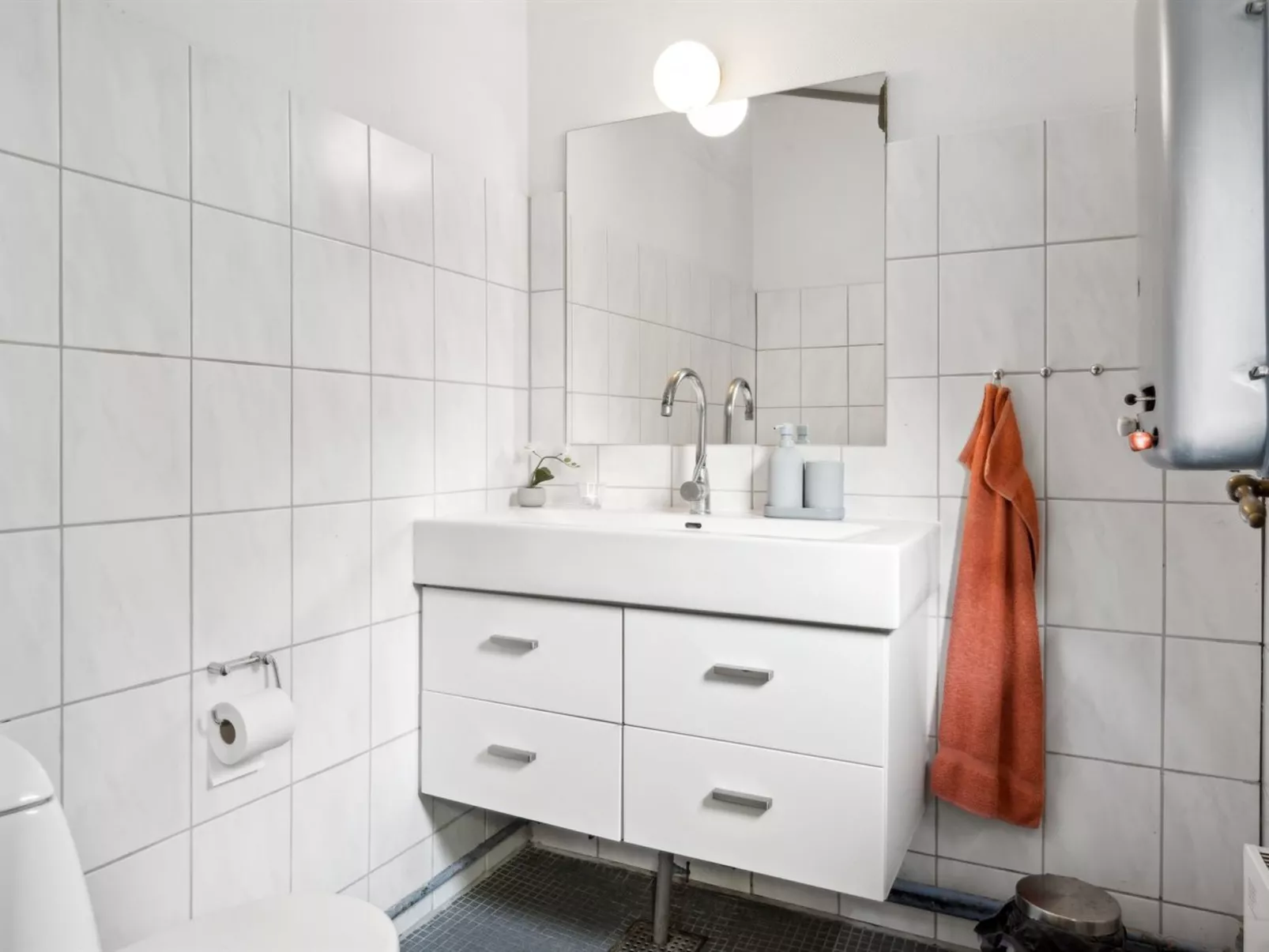 "Benni" - 120m to the fjord-Binnen