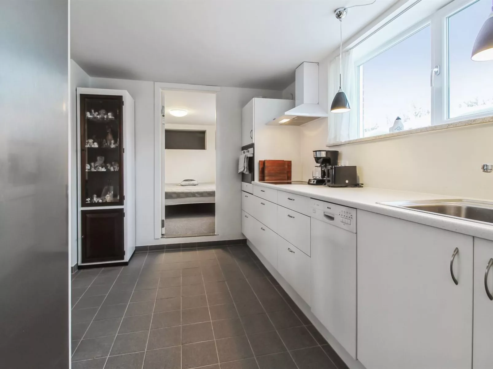 "Mirja" - 50m to the fjord-Binnen