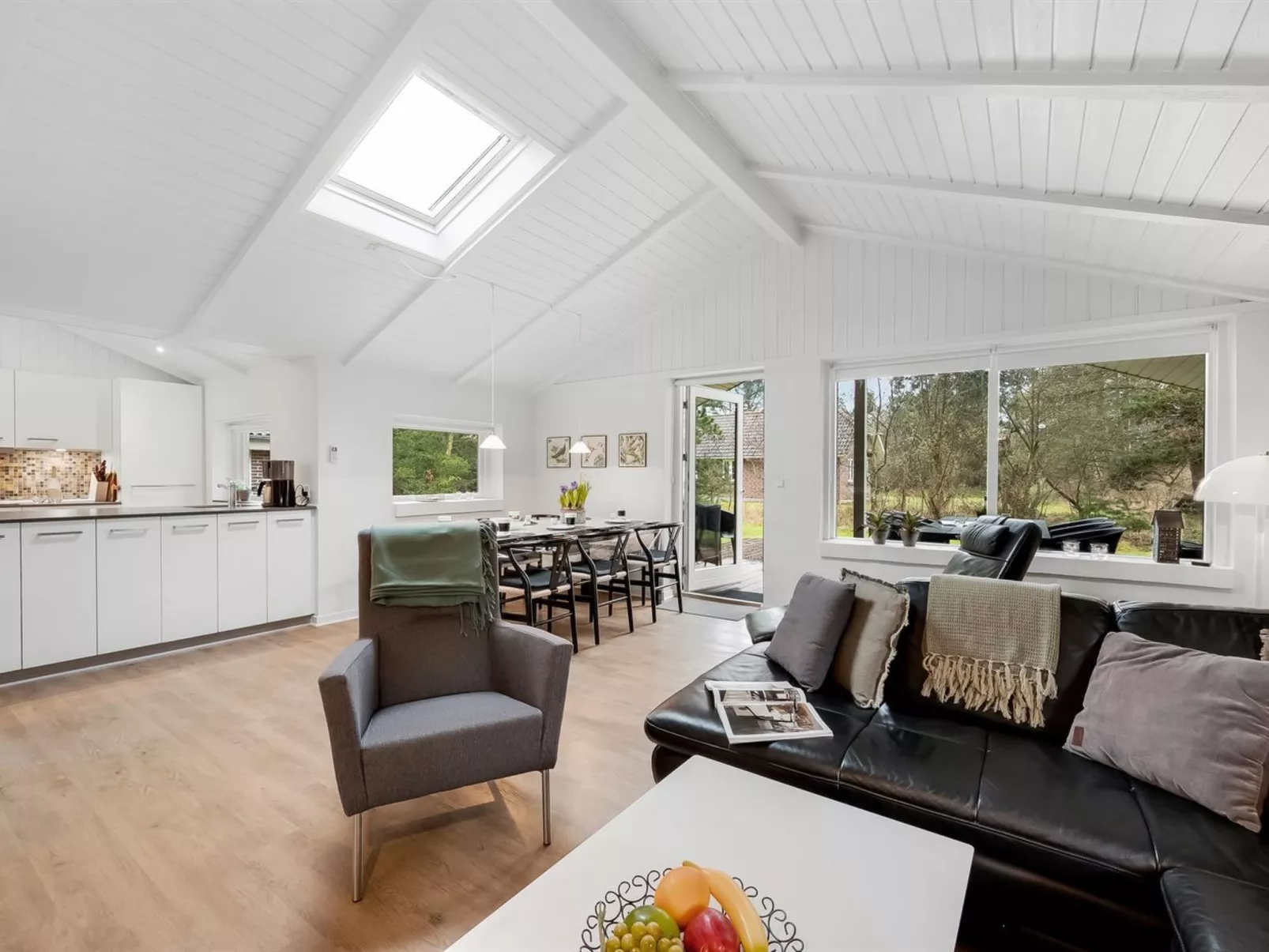 "Famke" - 1km from the sea-Binnen