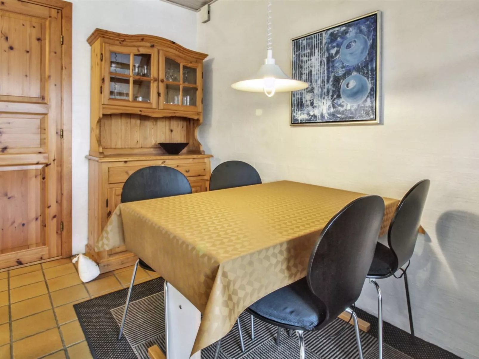 "Rufina" - 3.5km from the sea-Binnen