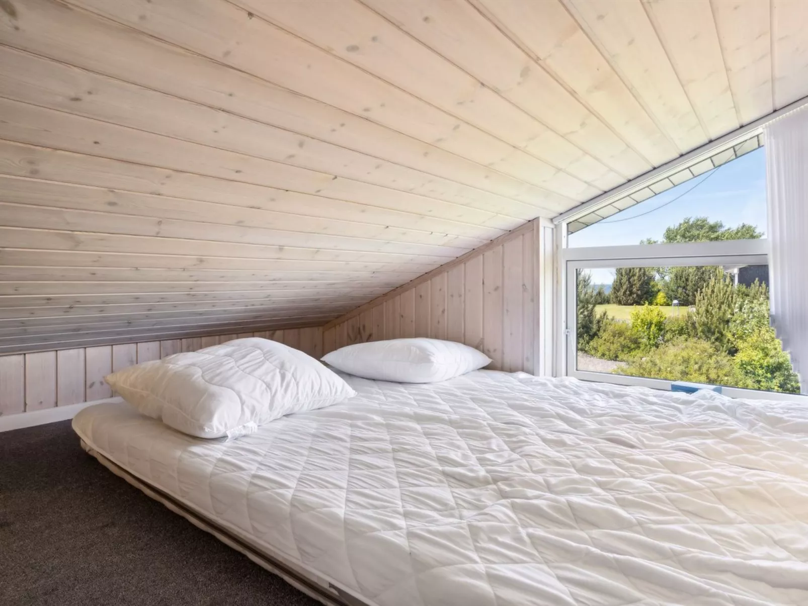 "Tuulikki" - 100m from the sea-Binnen