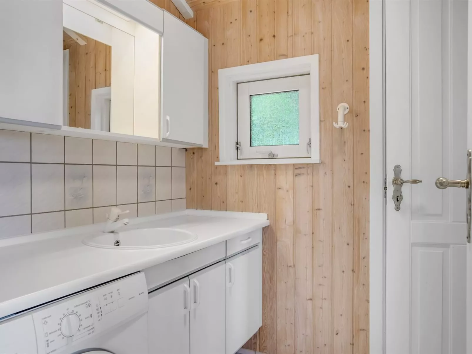 "Maira" -  from the sea-Binnen