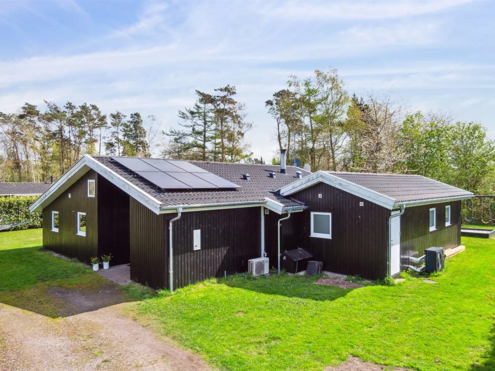 "Amiira" - 500m from the sea-Buiten