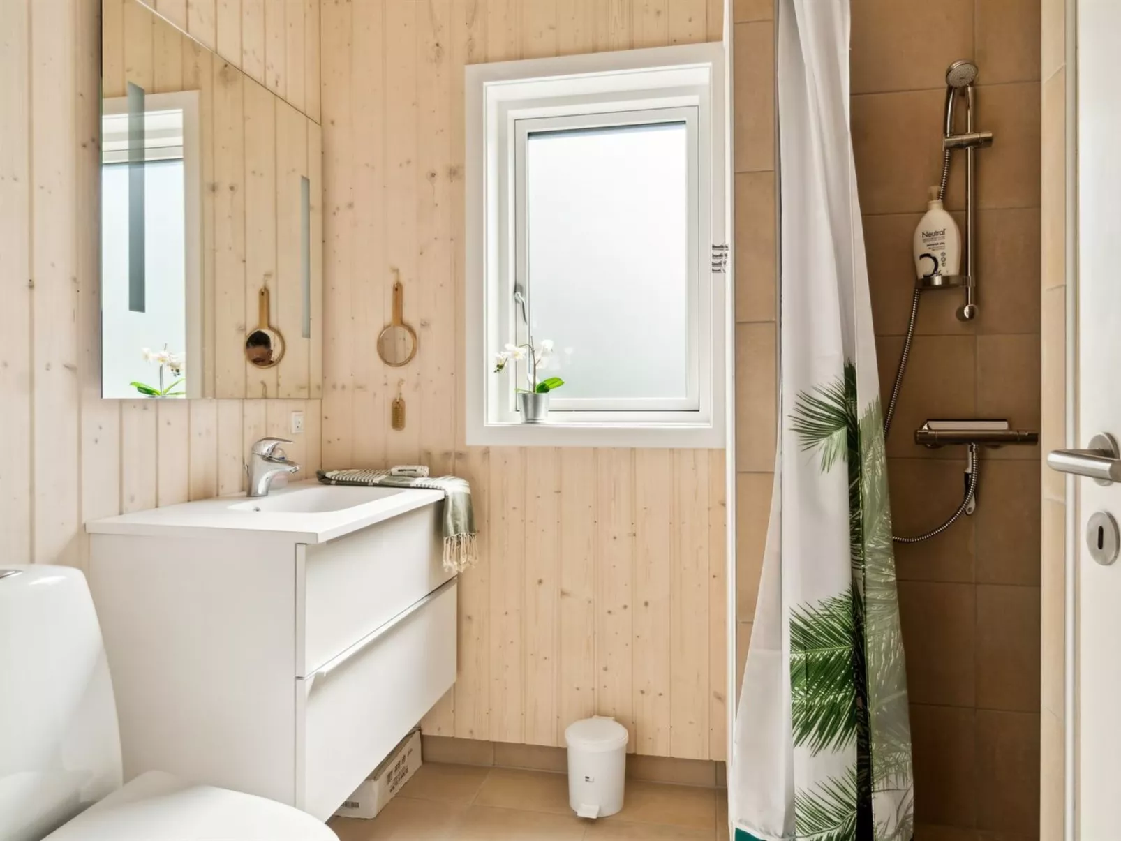 "Vojdan" - 600m from the sea-Binnen