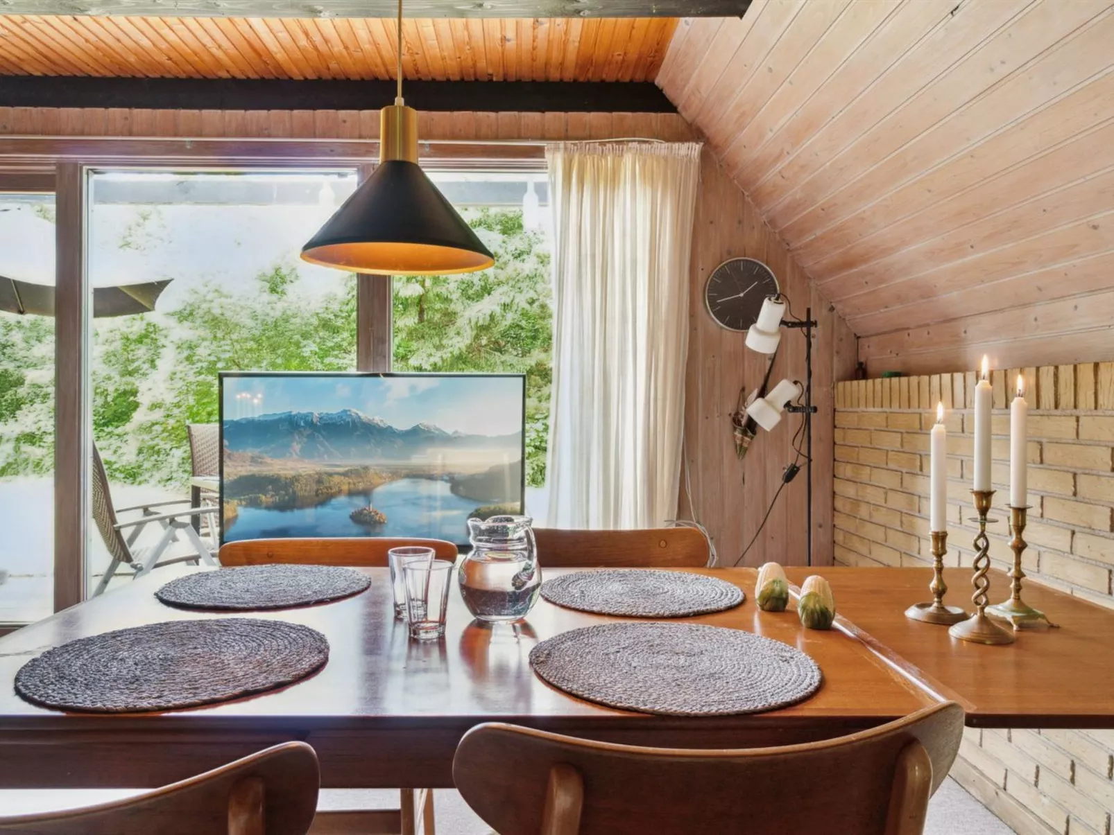 "Tine" - 600m from the sea-Binnen