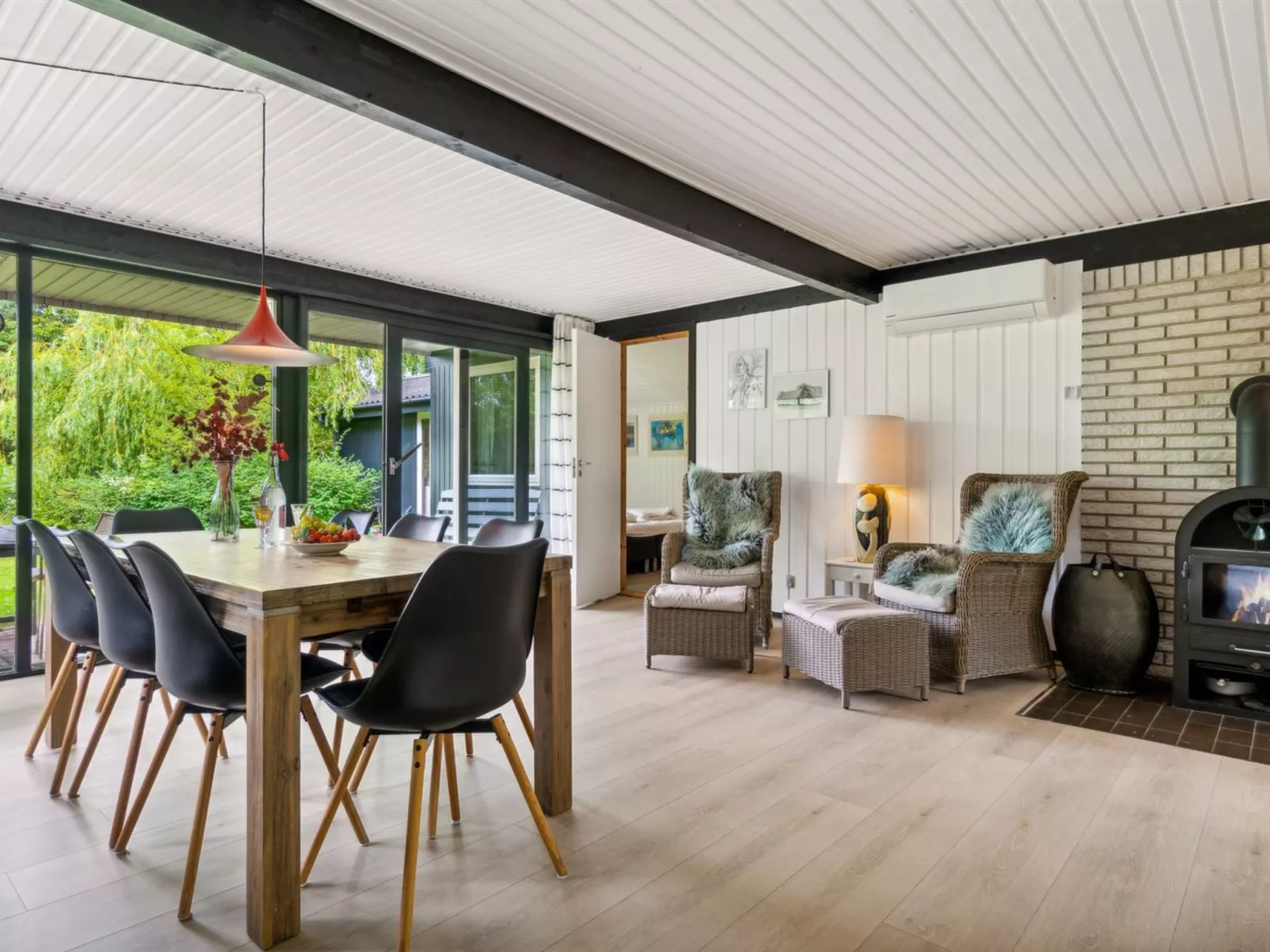 "Sybilla" - 600m from the sea-Binnen