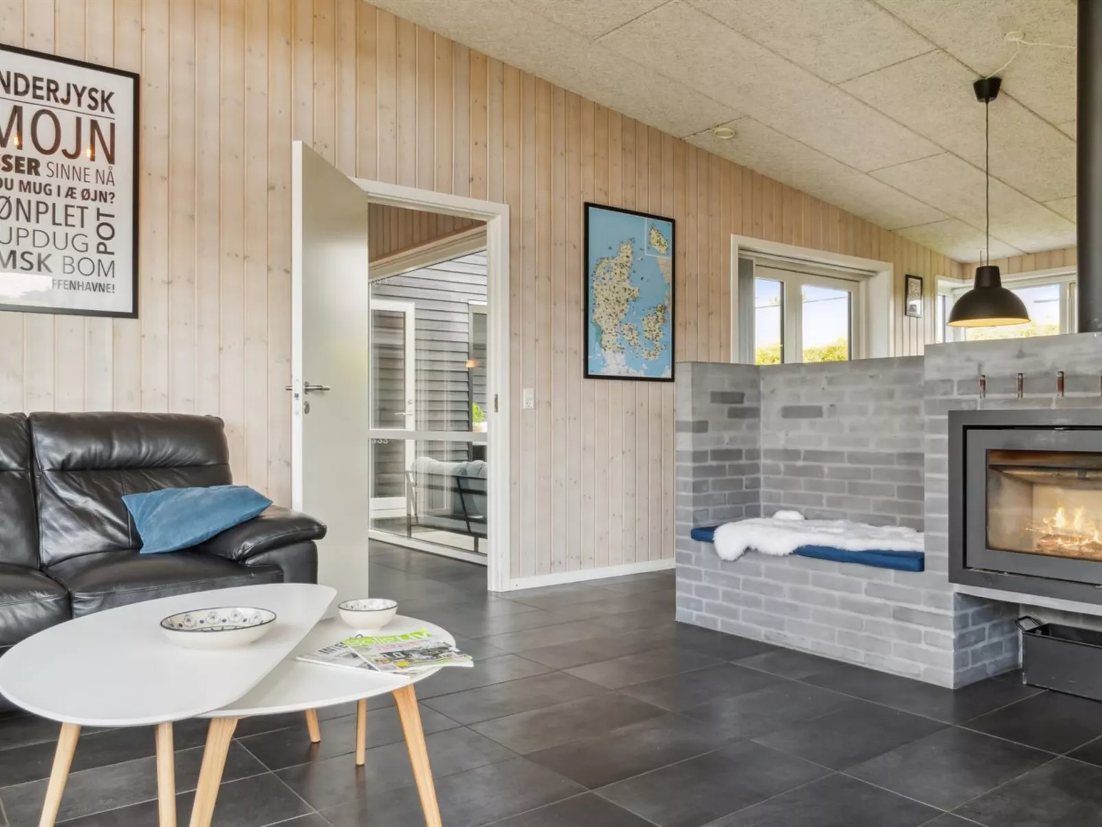 "Gloria" - 500m from the sea-Binnen