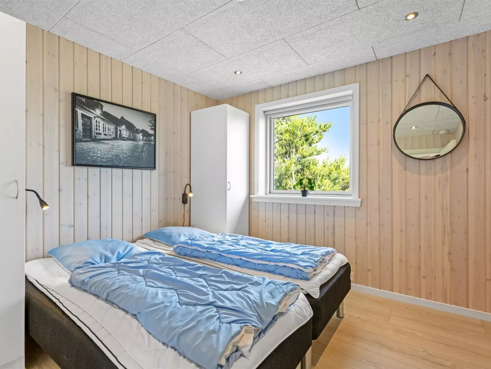 "Emeli" - 400m from the sea-Binnen