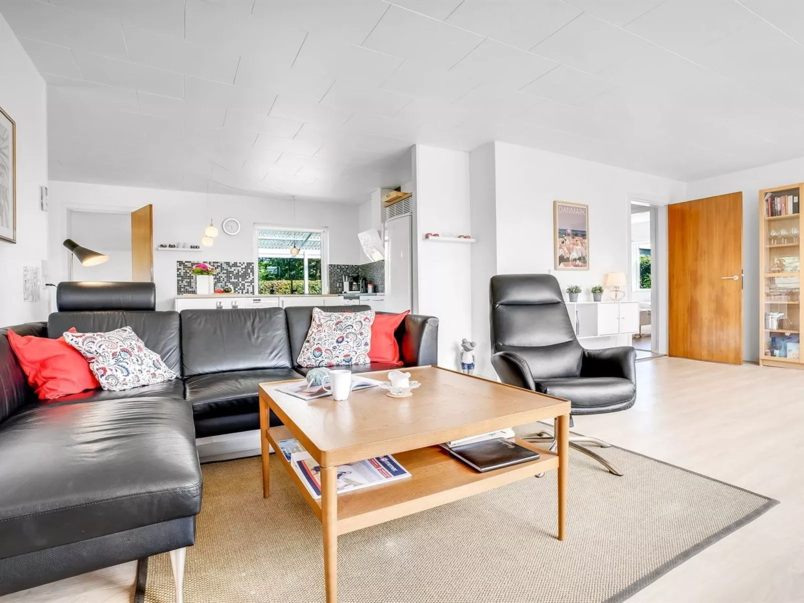 "Ansine" - 500m from the sea-Binnen