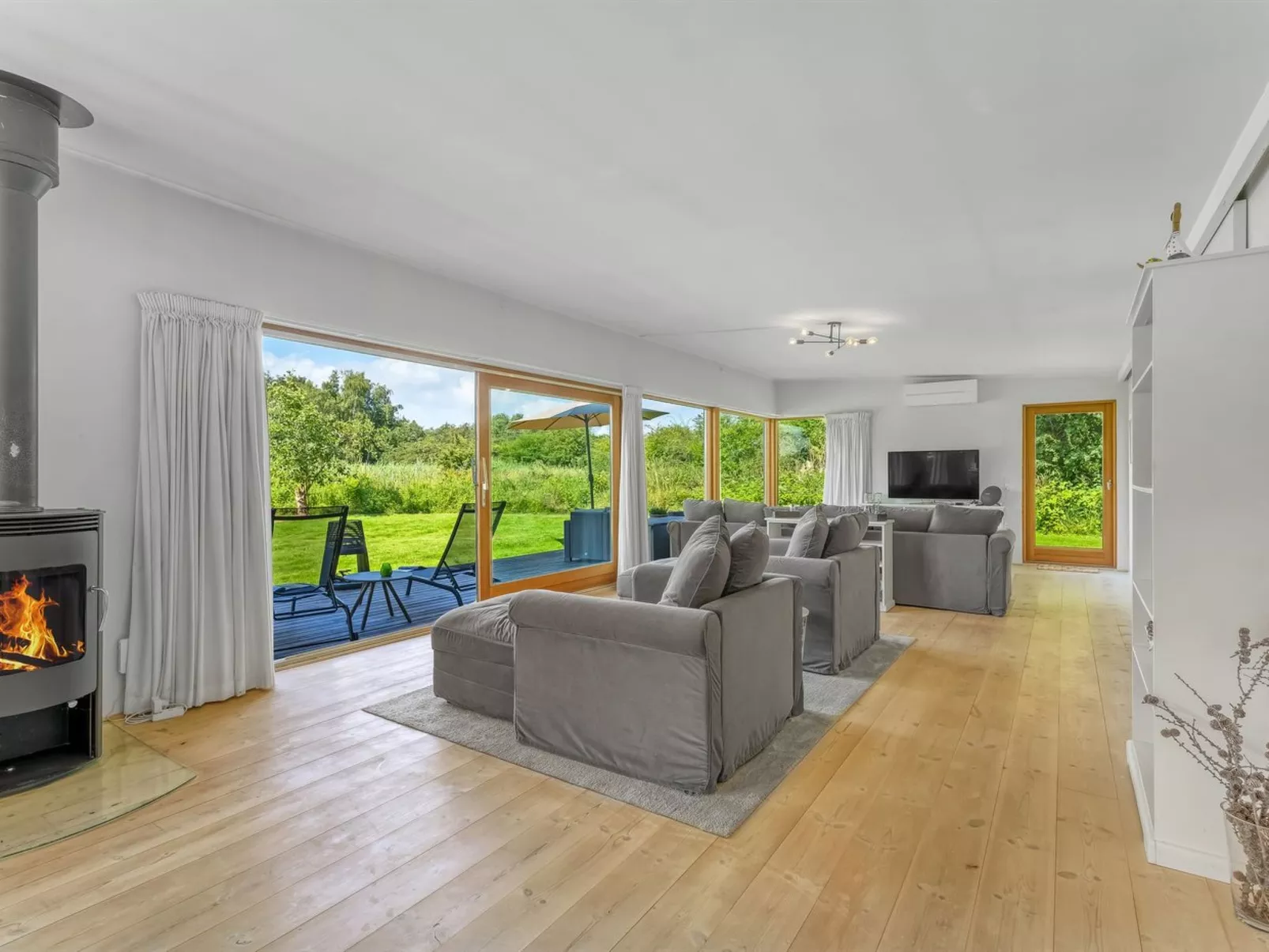 "Nielsigne" - 1.3km from the sea-Binnen