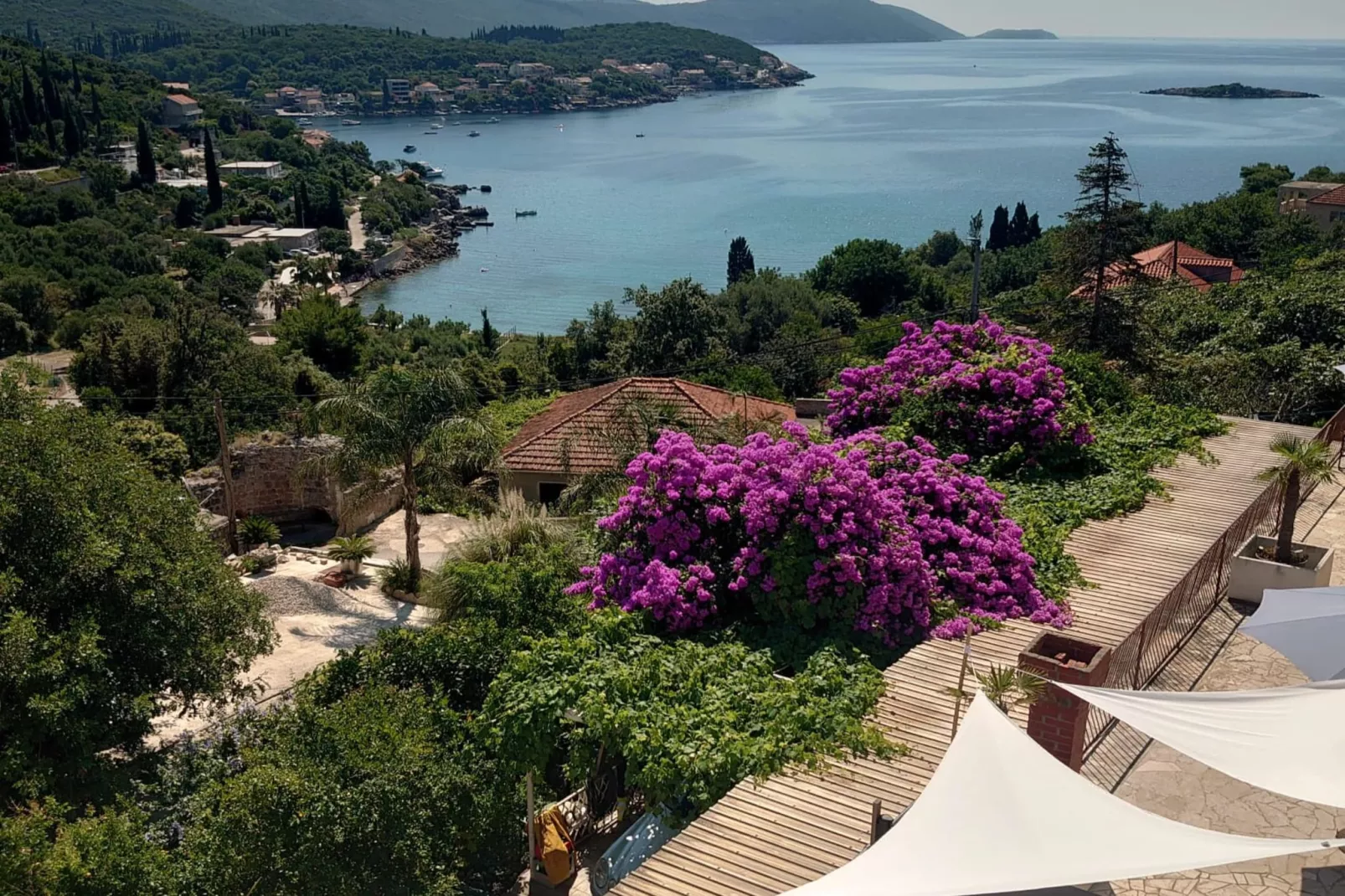 Villa Peragić - Triple Room with Balcony-Uitzicht