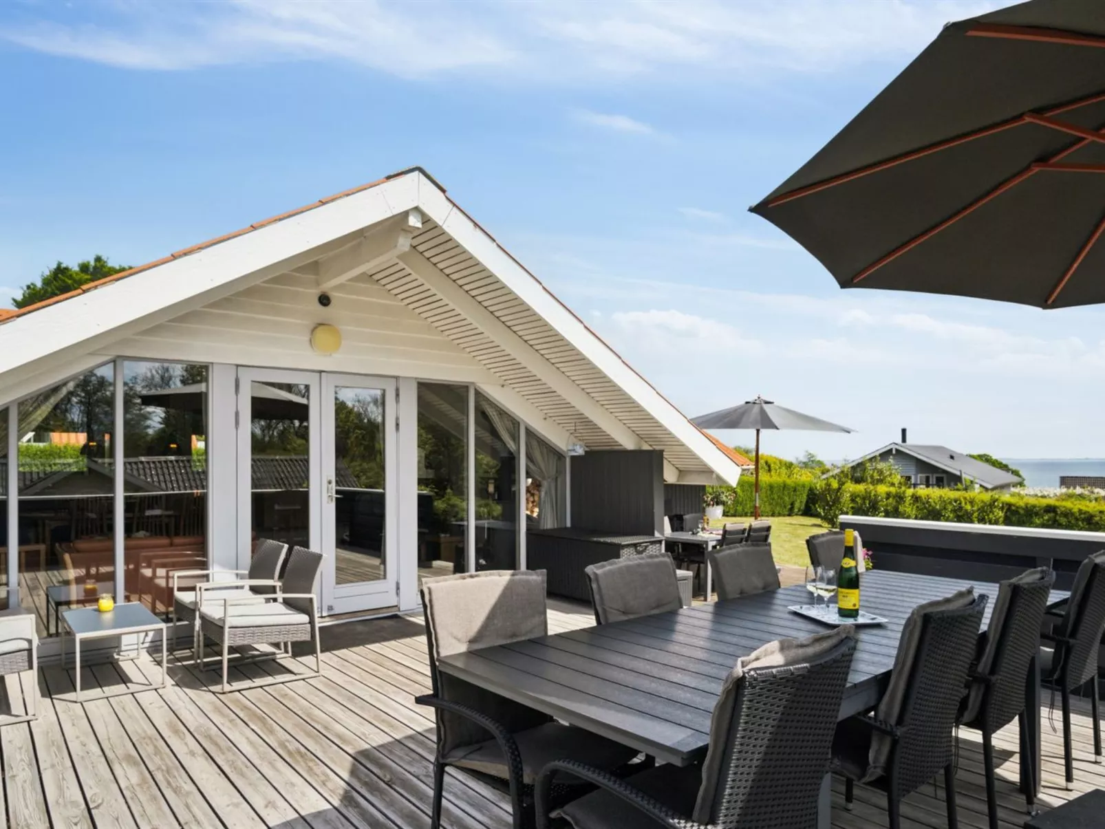 "Bessi" - 200m from the sea-Buiten