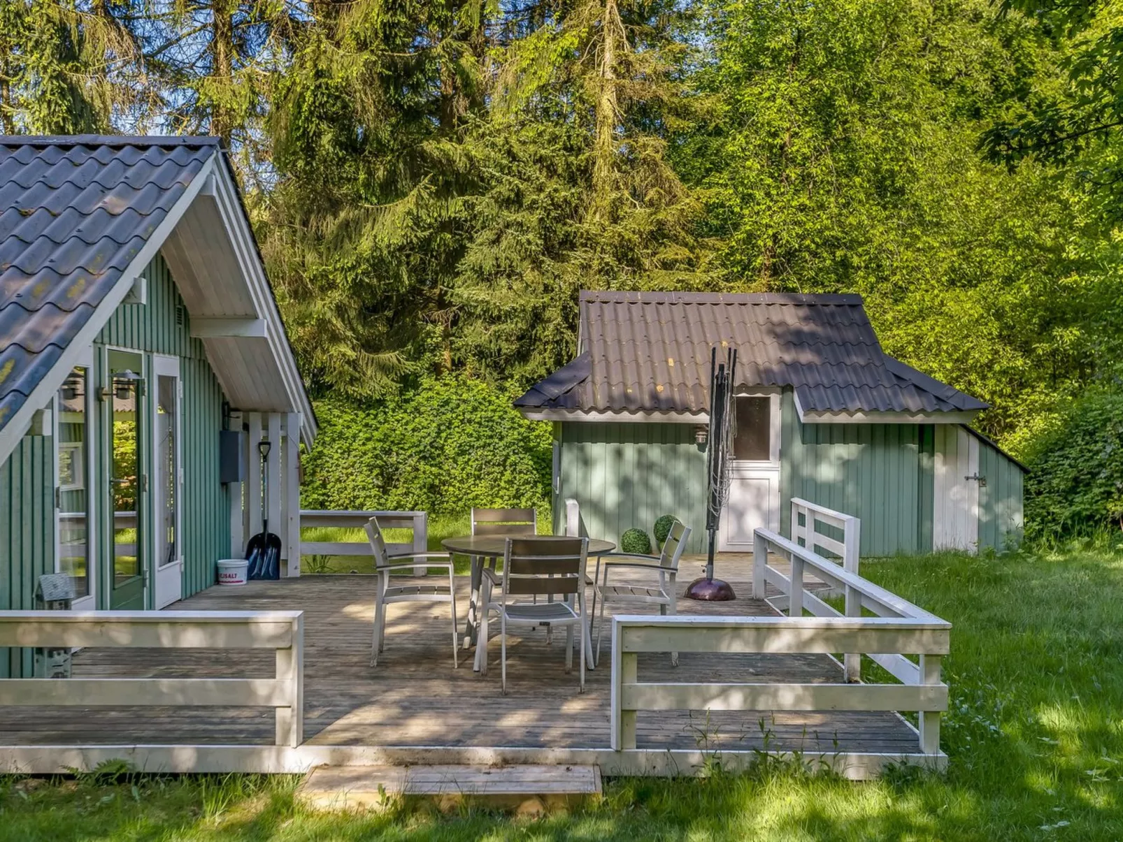 "Ung" - 30km from the sea-Buiten