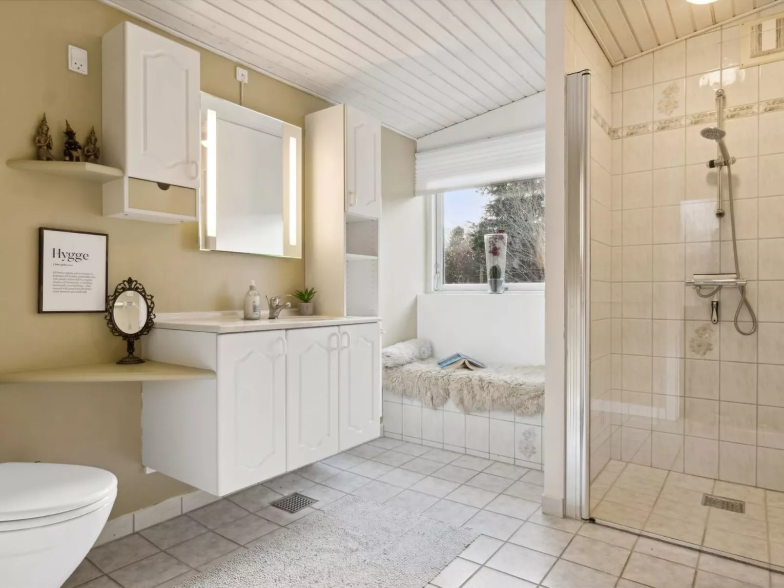 "Elemine" - 300m to the fjord-Binnen